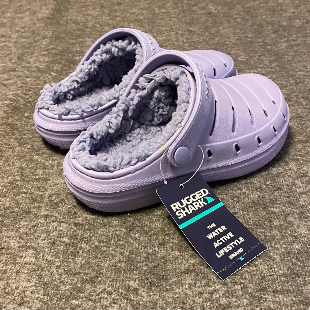 Rugged Shark Girls Size‎ 13 Purple Lined Clogs Durable Versatile Comfortable New
